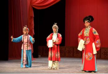 【2020-06-26】滇剧人与“粽”不同的端午